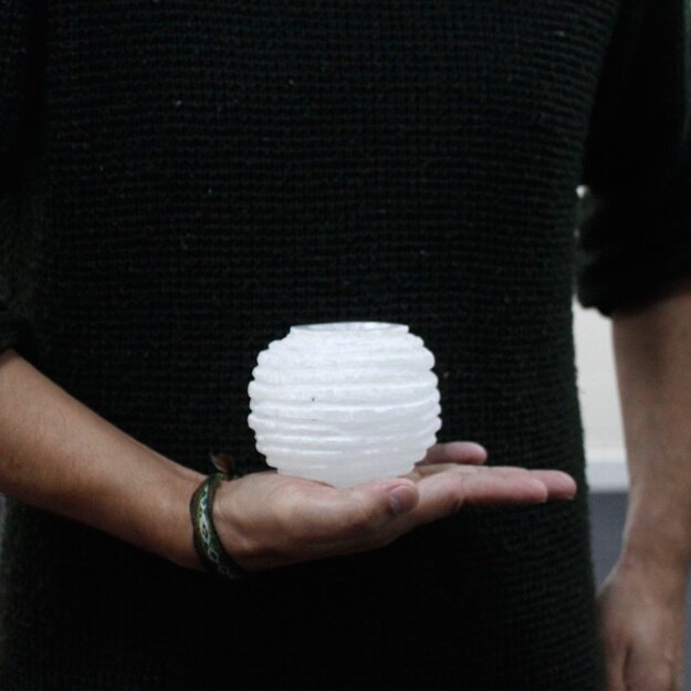 Selenite Snowball žvakidė - 8 cm