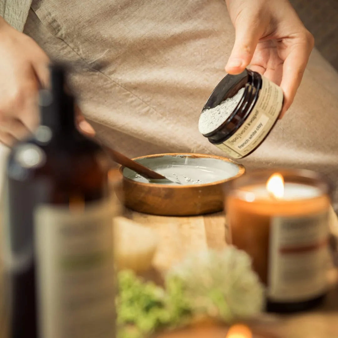 Prancūziškas baltasis molis veidui, kūnui ir plaukams natūralus 50 g.