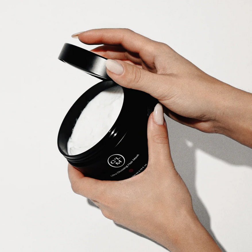 CLM Maitinamoji žvilgesio suteikianti plaukų kaukė 200ml