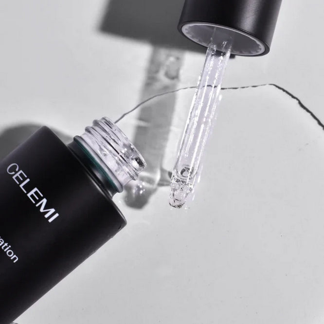 CLM Intensyviai drėkinantis veido ir kaklo serumas 30 ml.