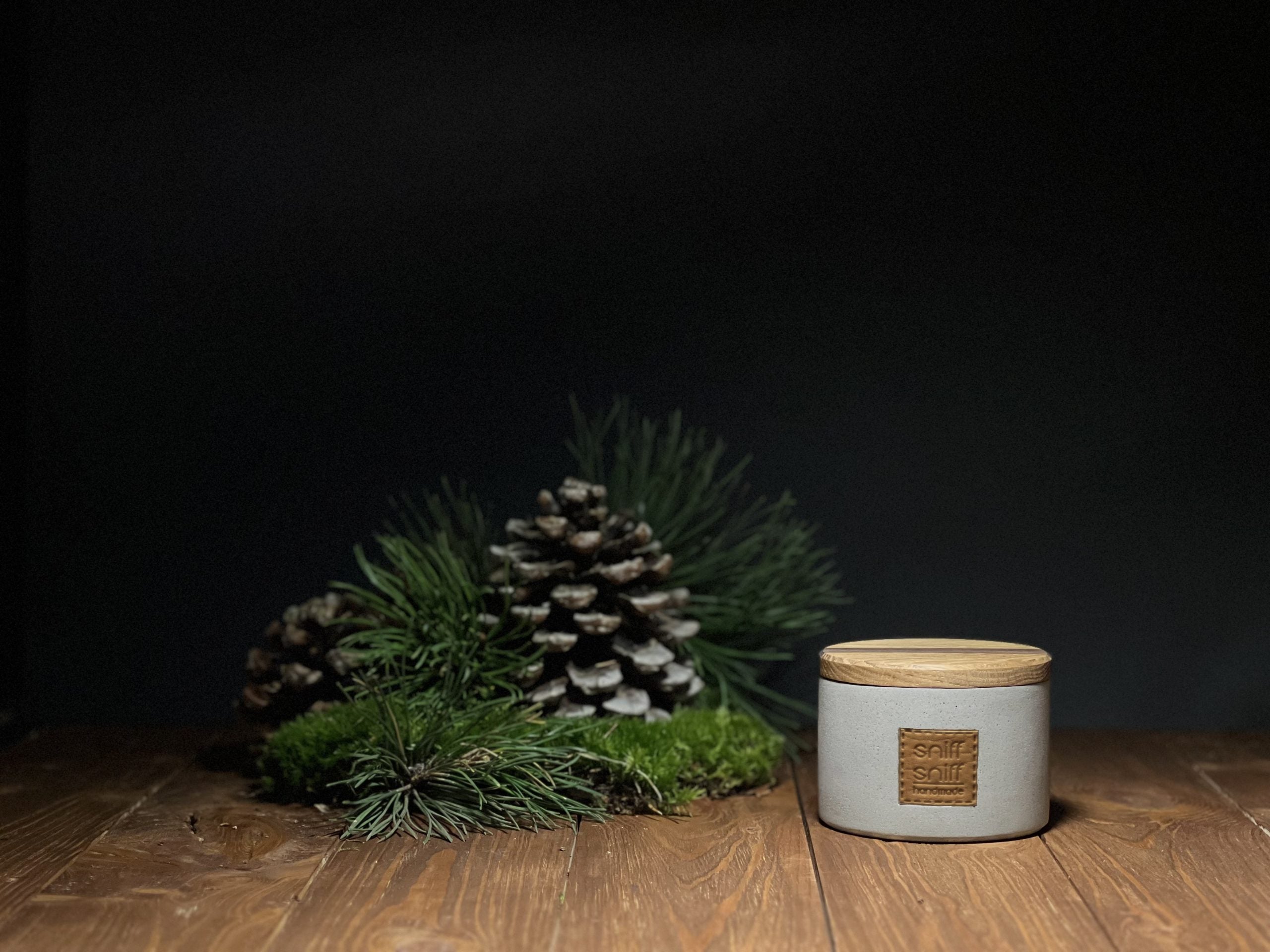 Sniff Sniff Aromatinė Žvakė Pušų Paunksmė