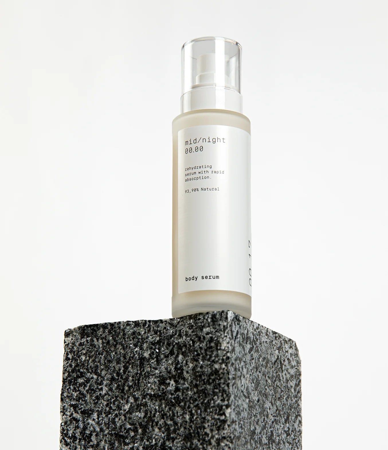 Mid/night 00.00 Body Serum 00.17 Kūno serumas 100ml