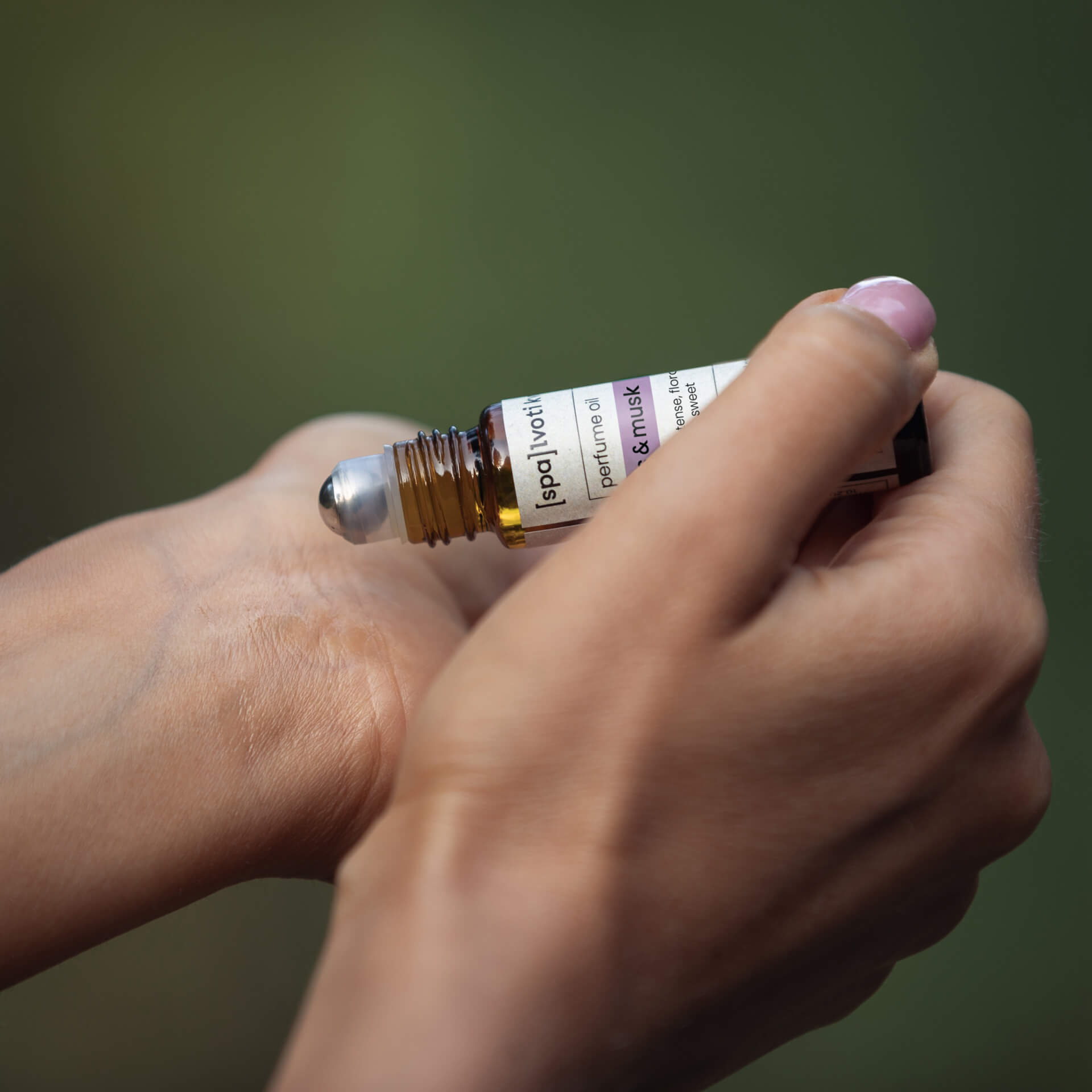 Aliejiniai kvepalai – Iris & Musk 10 ml.